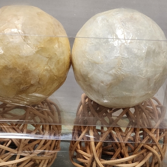 2 sets decorative spheres twig wicker & faux shell balls decor - Picture 8 of 9